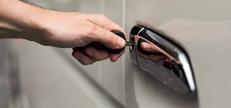 Why Choose Our Auto Locksmith Team in Mundelein, IL?