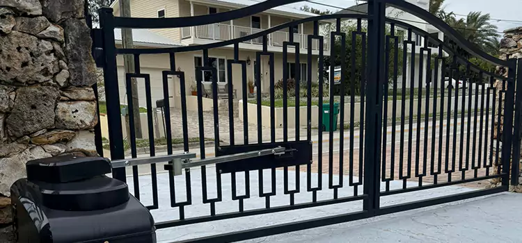 Swing Gate Opener with Keypad Mundelein